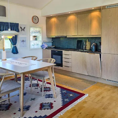 Σπίτι διακοπών 2 Bedroom Stunning In *