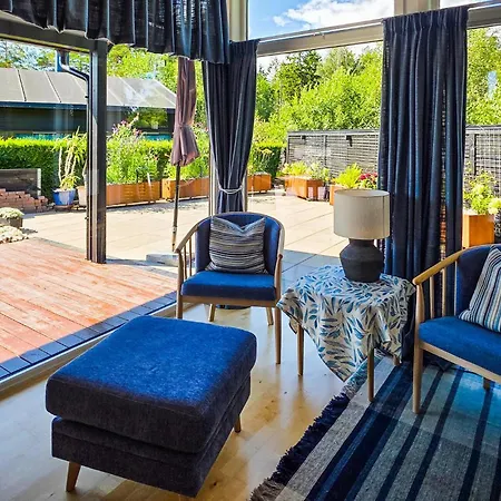 Σπίτι διακοπών 2 Bedroom Stunning In